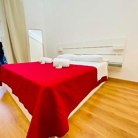 Appartamento Amica Taranto In Piazza Esterno foto